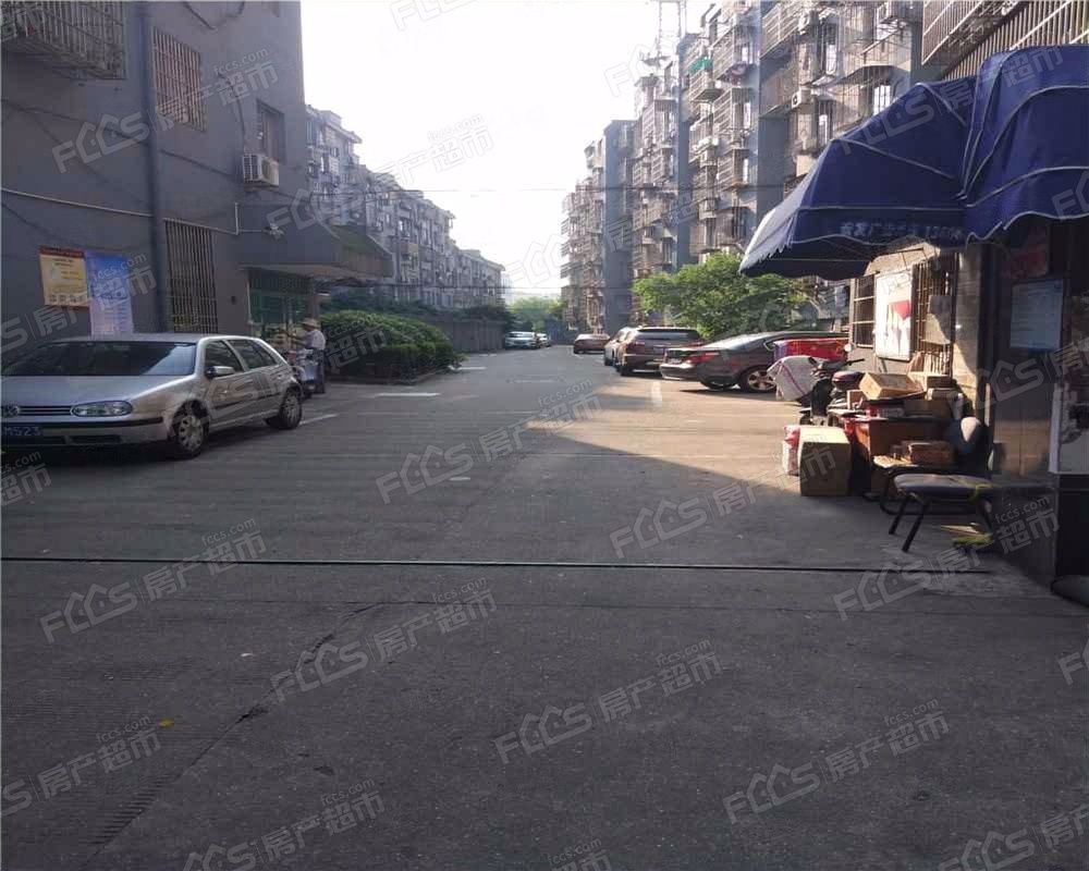 宁波房产超市网 宁波小区 北仑小区 国贸花园 2秒 暂停播放 37 82