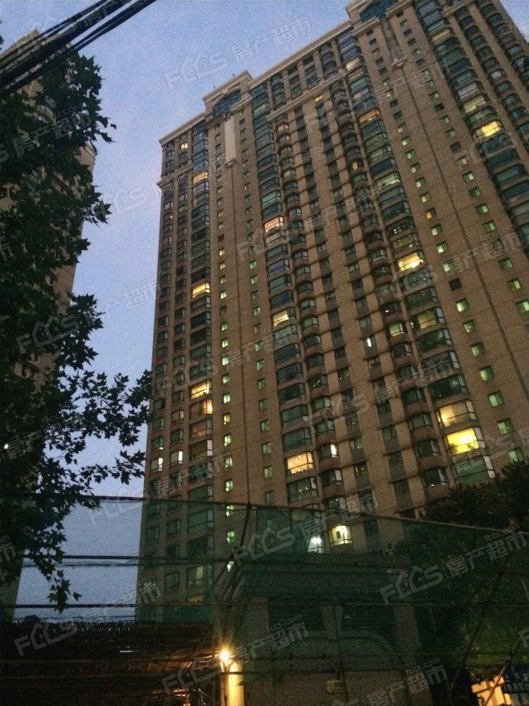 上海房产超市网 上海小区 徐汇小区 东方巴黎霞飞苑 2秒 开始播放 4