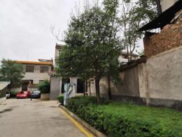 城内电梯两室，河景房视野好， 即住，有证可按揭交