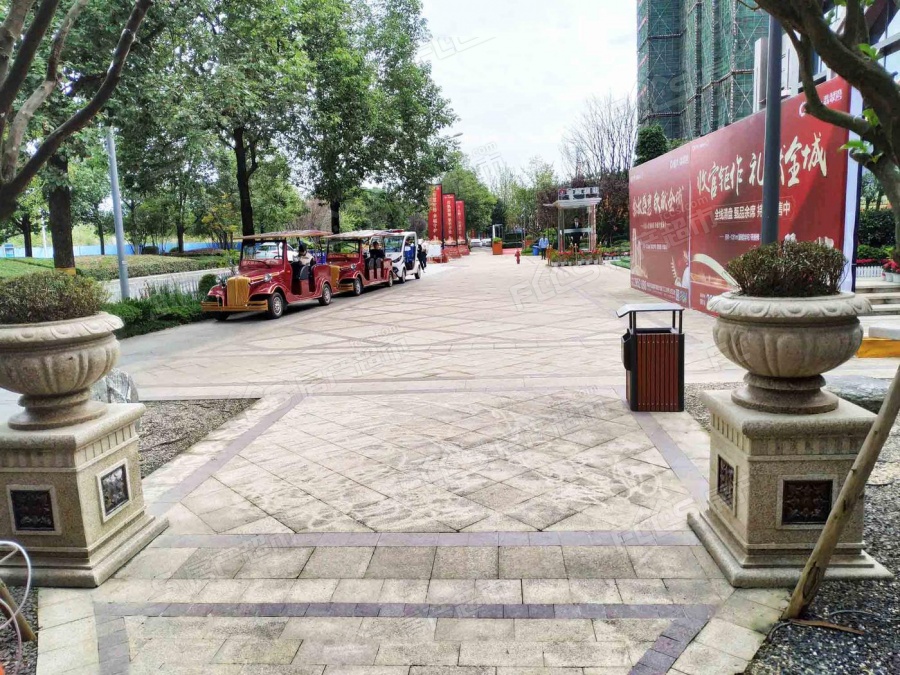 恒大翡翠湾楼盘实景图1