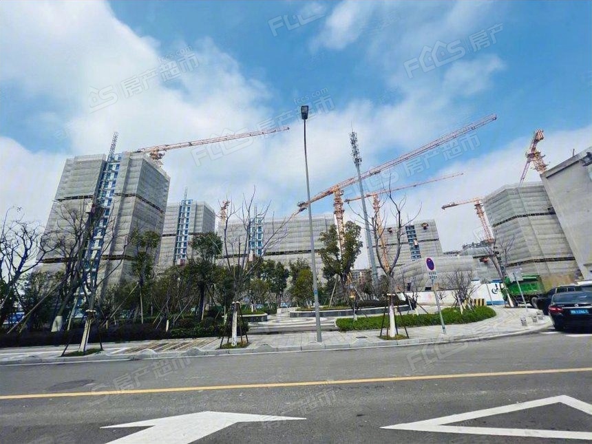 绿城春熙云境楼盘实景图2