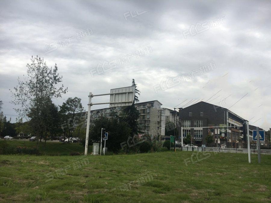 中粮观澜铂悦楼盘实景图1