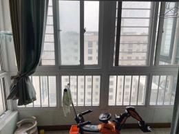县直附近 精装三室 总价仅需 70多个 可拎包入住